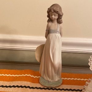 Lladro Natural Beauty Mint Condition with Box